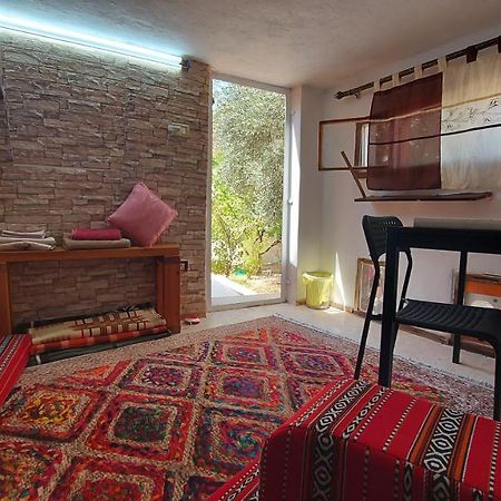 Our Villa'S Private Apartments - Hq Budget Stay - Wonderful Horizon View Of Jerash Jarash Ngoại thất bức ảnh