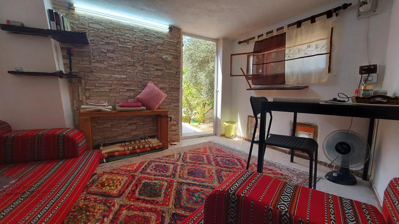 Our Villa'S Private Apartments - Hq Budget Stay - Wonderful Horizon View Of Jerash Jarash Ngoại thất bức ảnh