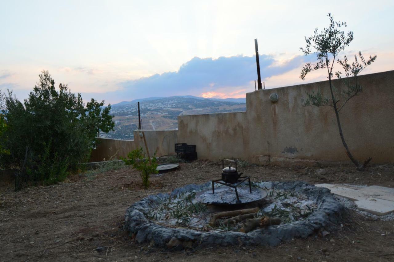 Our Villa'S Private Apartments - Hq Budget Stay - Wonderful Horizon View Of Jerash Jarash Ngoại thất bức ảnh